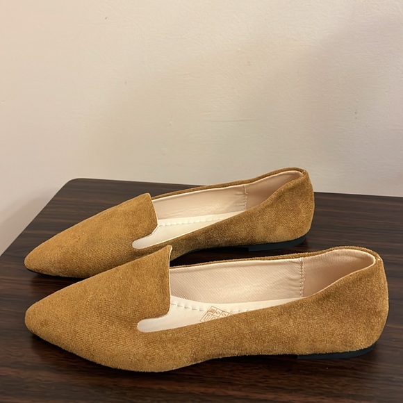 Camel Tone Flats Size 9.5 - Picture 3 of 7